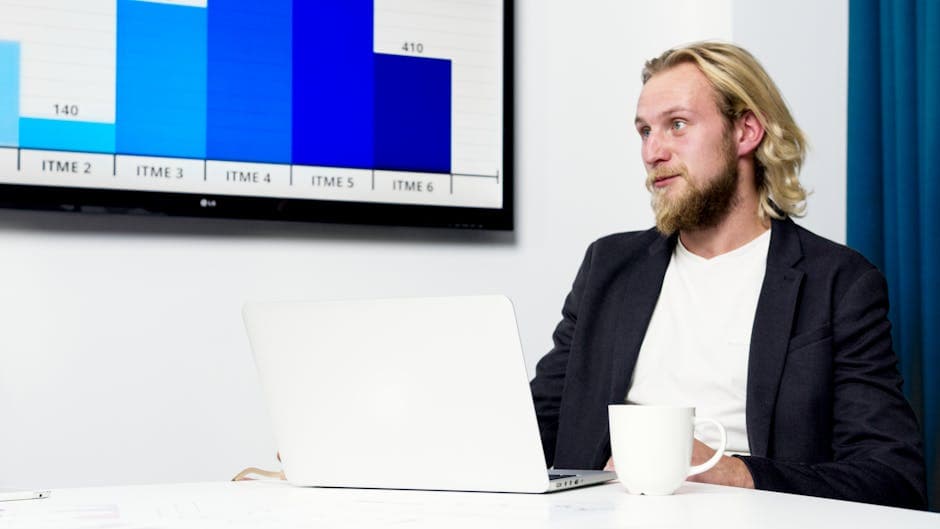 How to Answer "Describe a Conflict at Work" for a Data Analyst Interview