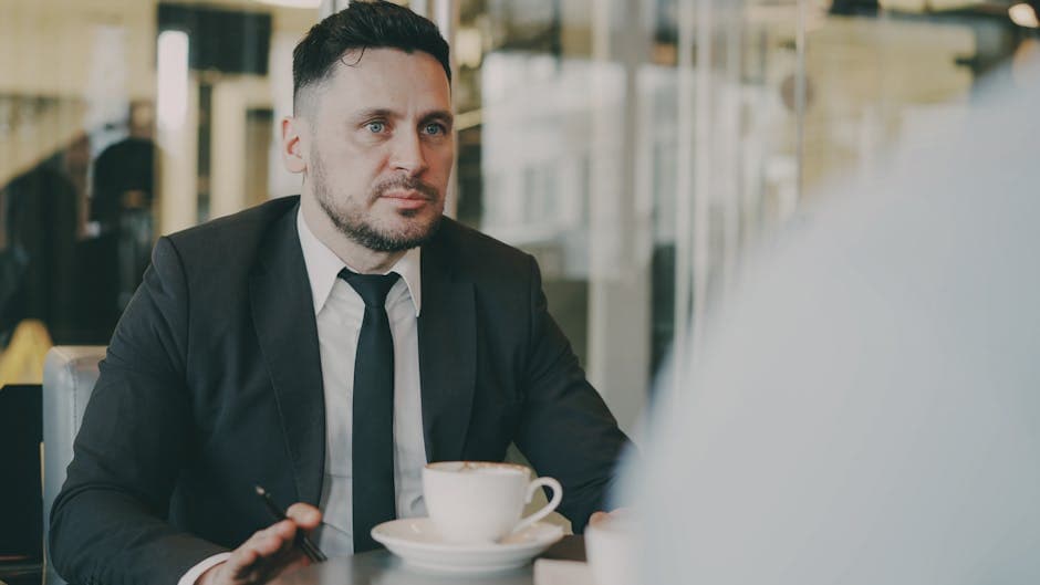 How to Answer "How Do You Handle Conflicting Stakeholder Needs" for a Product Manager Interview